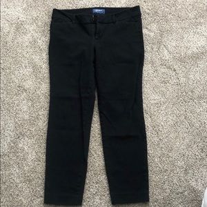 Old Navy Pixie Pants - Size 6